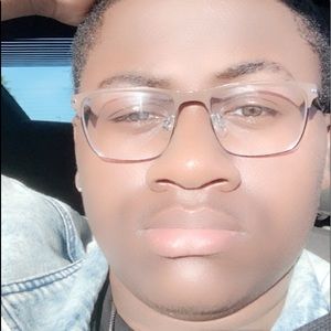 Meet your Posher, Isaac